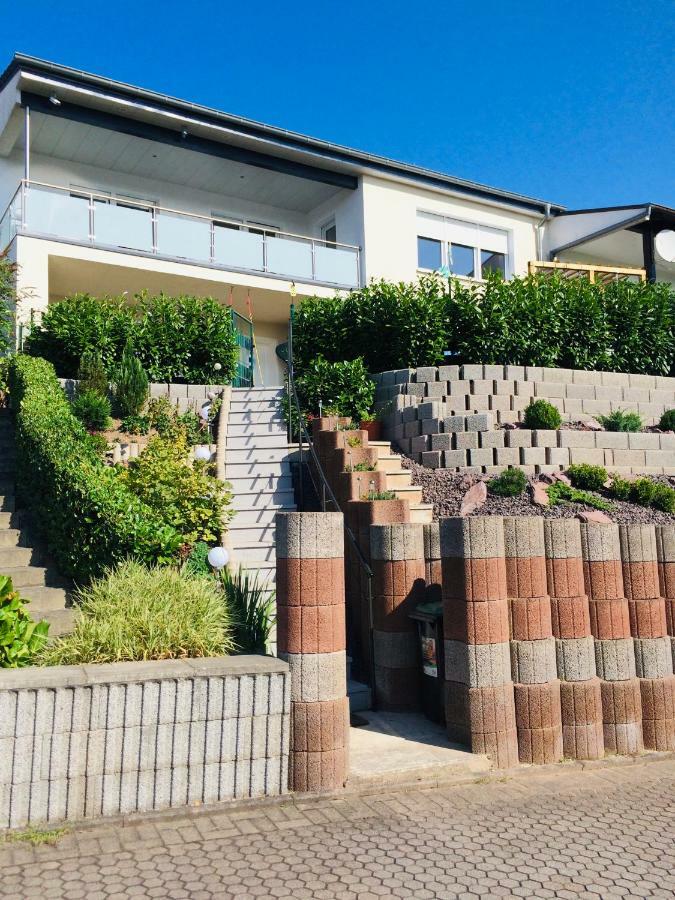 Apartment Neu! Apartment! 7km Saarbruecken! Terrasse, Garten! Sulzbach (Saarland)